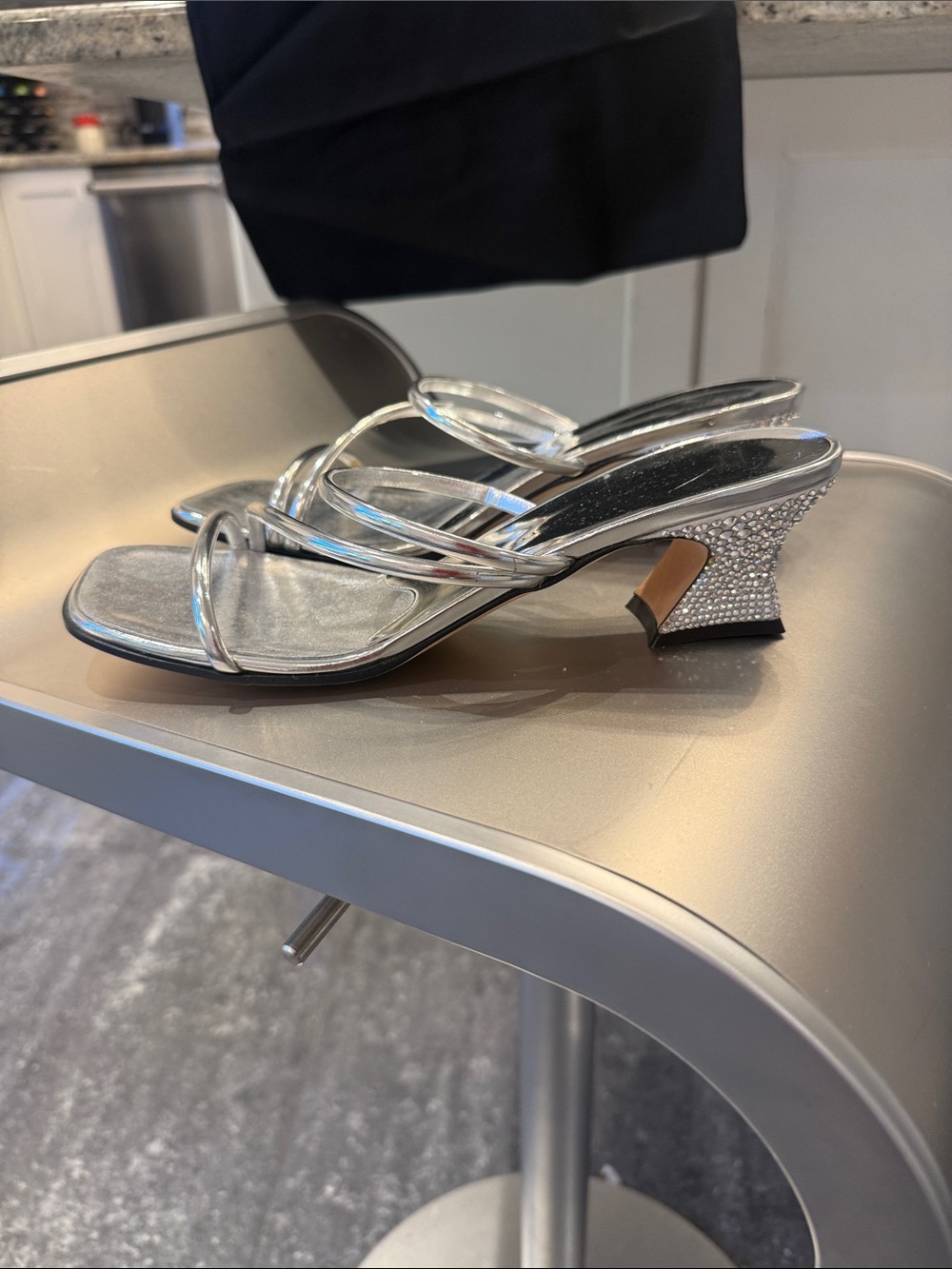 NIB Giuseppe Zanotti Silver Fiesta 40mm crystal block Heel Strappy Sandals